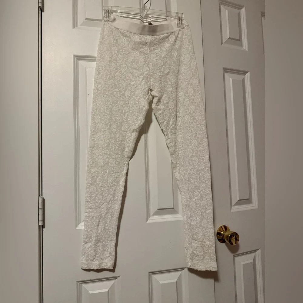 H&M girls Cream Lace Leggings Size 10 in good condition